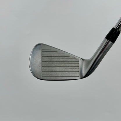 Titleist T100s 6-P / Stiff / TT AMT Black S300