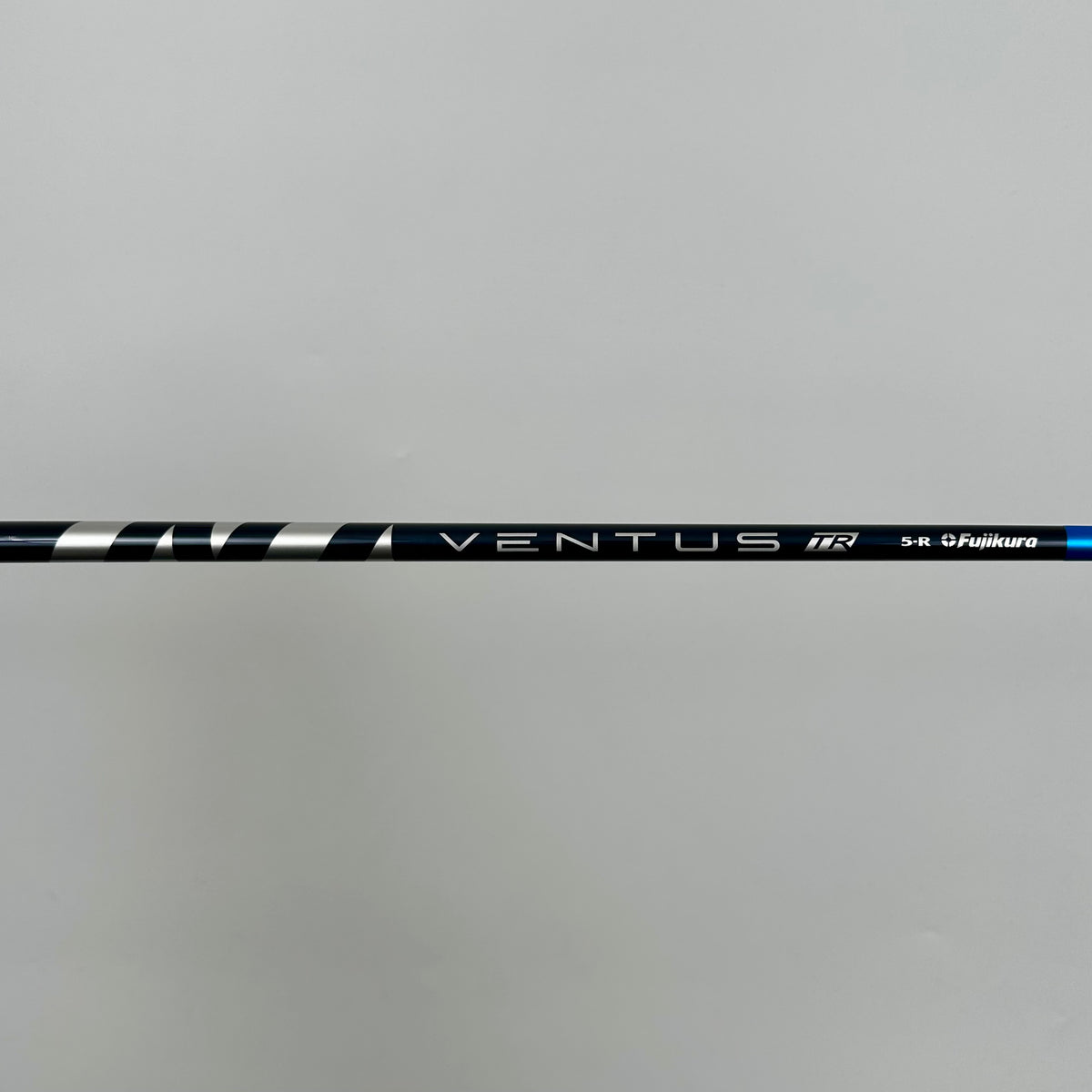 Wilson Staff Dynapwr Carbon Driver 10,5° / Regular / Fujikura Ventus TR Blue 5-R