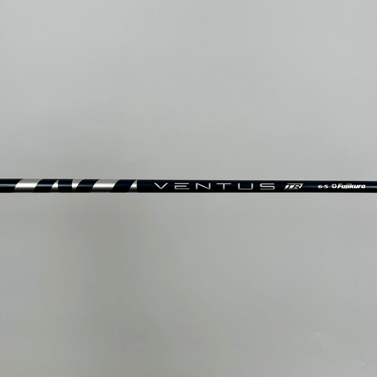 Wilson Staff Dynapwr Carbon Driver 9° / Stiff / Fujikura Ventus TR Blue 6-S