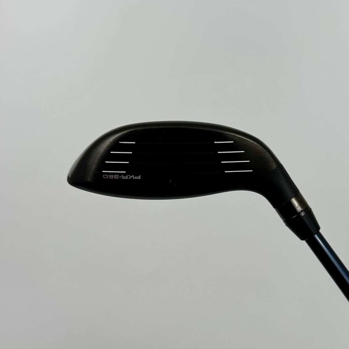 Wilson Staff Dynapwr Carbon FW5 18° / Stiff / Fujikura Ventus TR Blue 6-S
