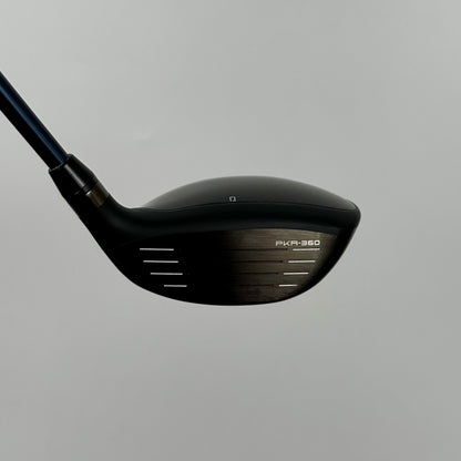 Wilson Staff Dynapwr Carbon FW5 18° / Stiff / Fujikura Ventus TR Blue 6-S