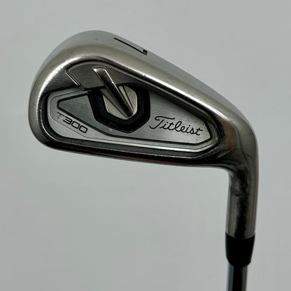 Titleist T300 7-PW / Regular / KBS Tour 90 R