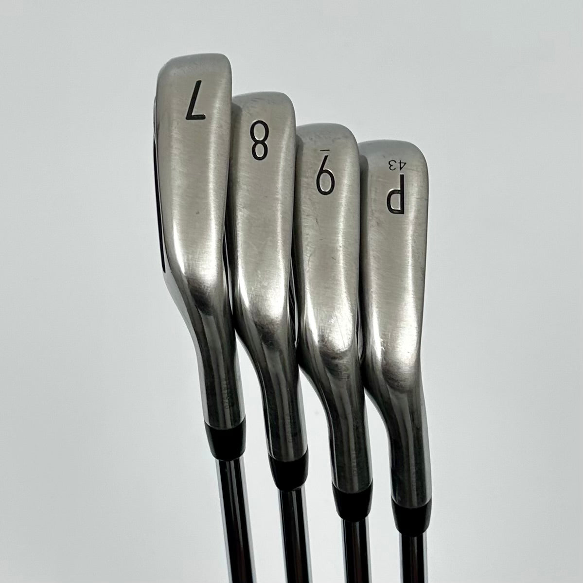 Titleist T300 7-PW / Regular / KBS Tour 90 R