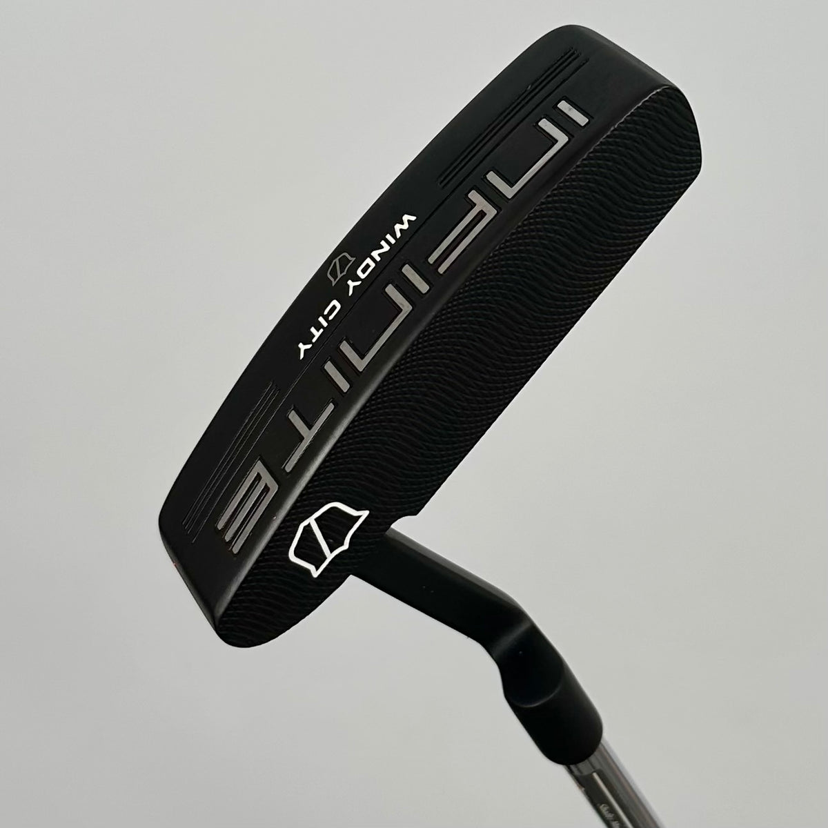 Wilson Staff Infinite Windy City / 34"
