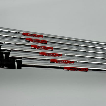 TaylorMade Aeroburner 5-P / Regular / Reax Steel 88 R