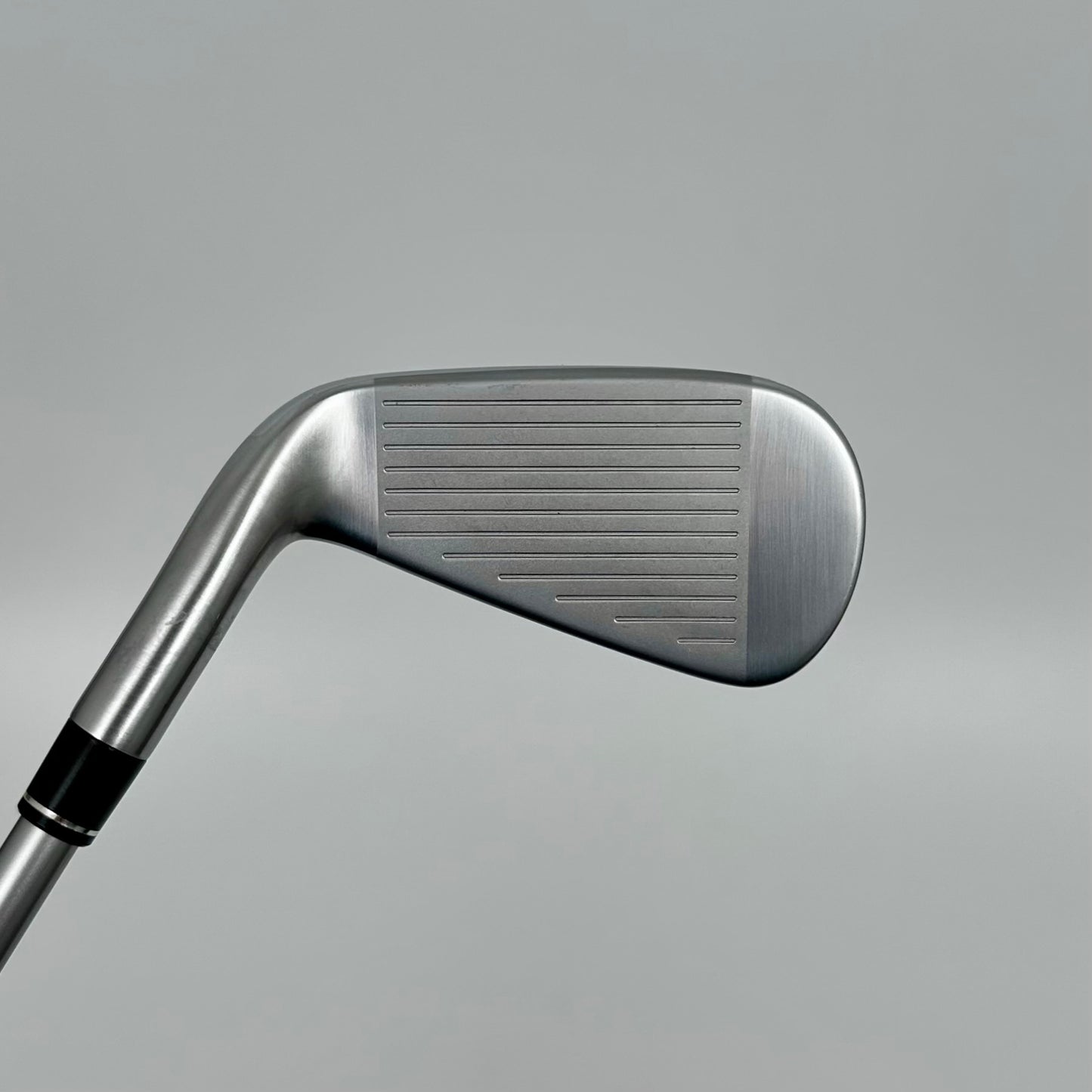 TaylorMade SIM UDI Utility 2 18° / Stiff / Diamana HY 90 Thumb S