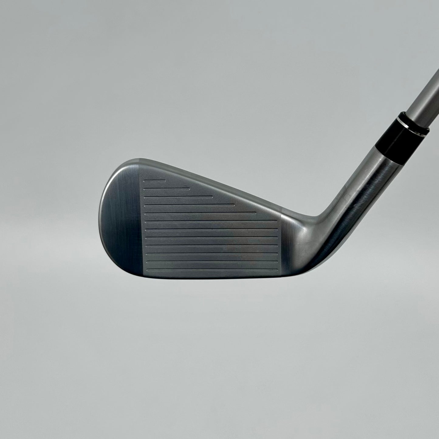 TaylorMade SIM UDI Utility 2 18° / Stiff / Diamana HY 90 Thumb S