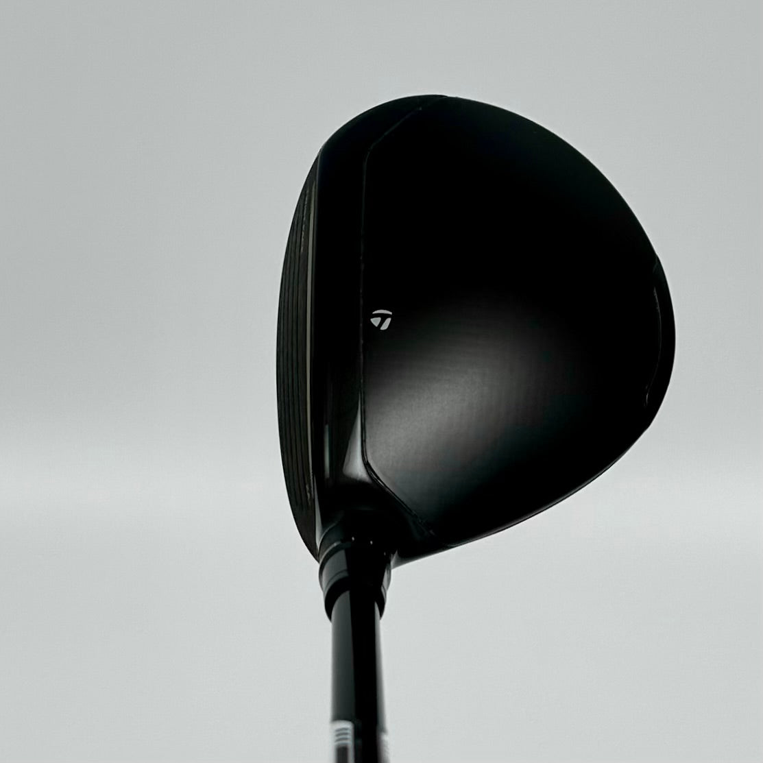 TaylorMade Stealth Plus+ FW3 15° / Regular / Hzrdus RDX Smoke Red 5.5 65g FW