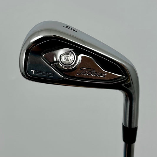 Titleist T200 J4 / Stiff / Project X Rifle 6.0