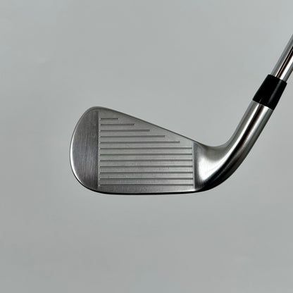 Titleist T200 J4 / Stiff / Project X Rifle 6.0