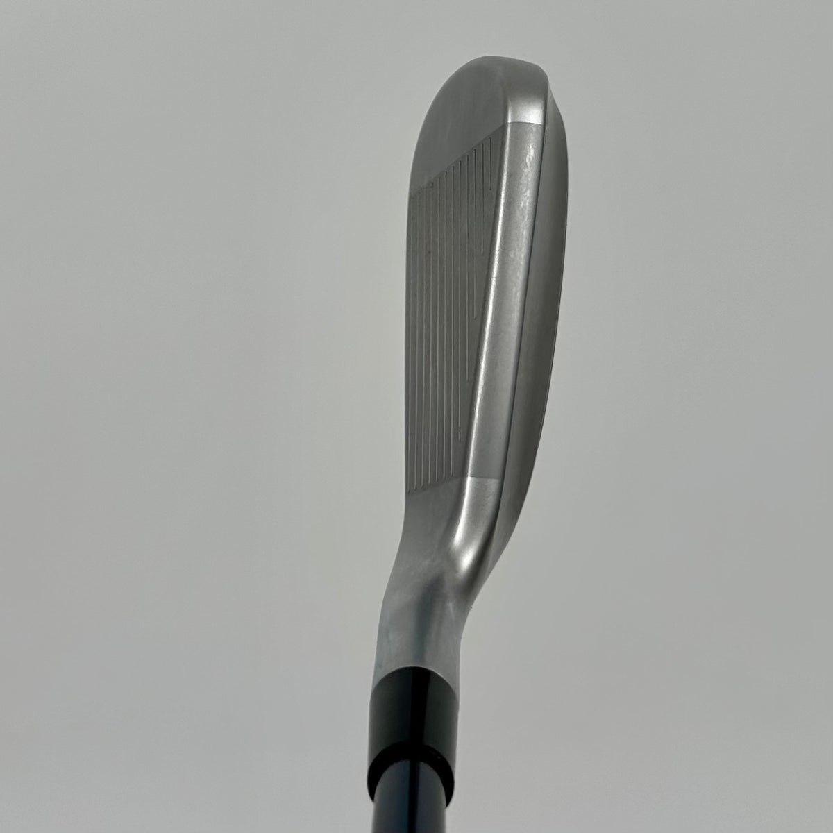 TaylorMade P-DHY 4 22° / Regular / UST Mamiya Recoil Dart F3 75