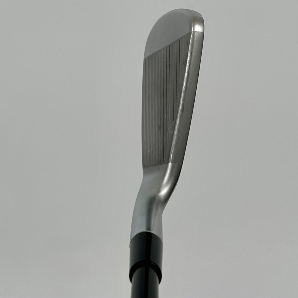 TaylorMade P790 5-P / Regular / Mitsubishi MMT 65 R