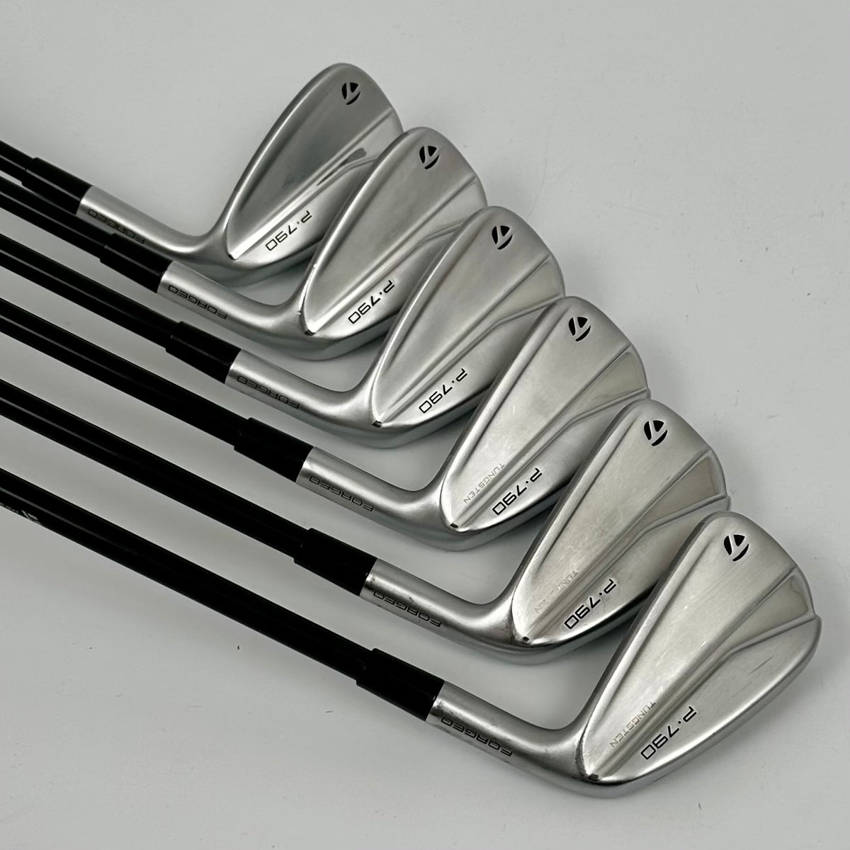 TaylorMade P790 5-P / Regular / Mitsubishi MMT 65 R