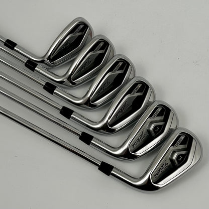 Titleist T300 6-GW / Regular / TT AMT Red R300
