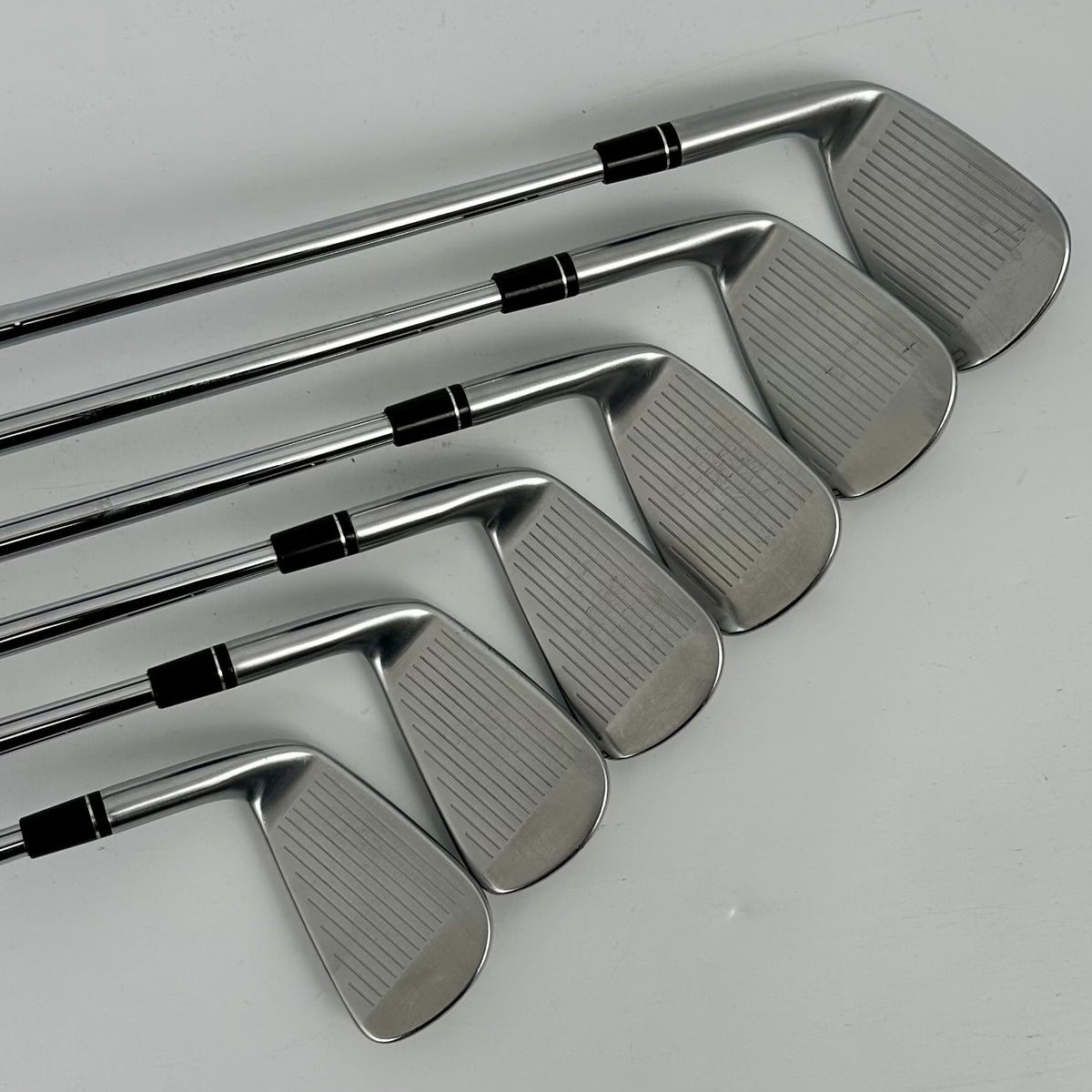 TaylorMade P790 5-P / Stiff / TT Dynamic Gold 105 S300