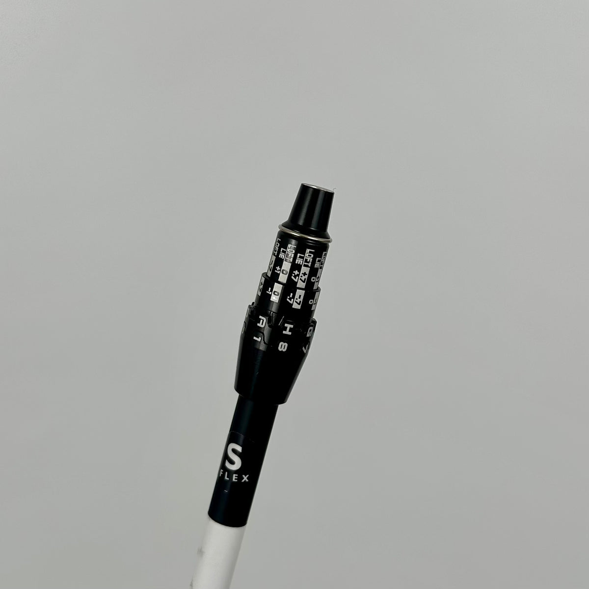 Mitsubishi Kai´li Dark Waves White 60-S / Stiff / Cobra Future Fit 33