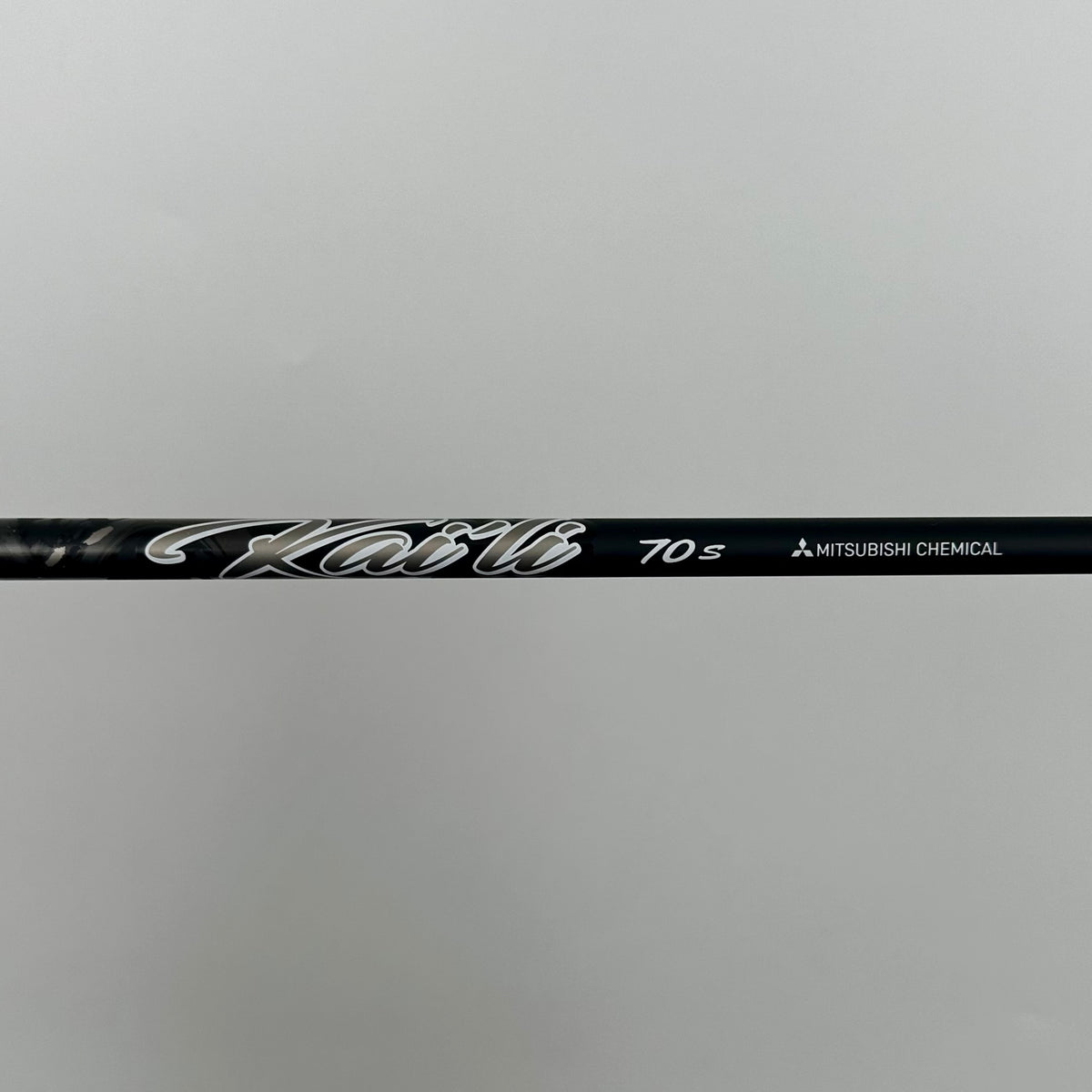 Mitsubishi Kai´li Dark Waves White 70-S / Stiff / Cobra Future Fit 33