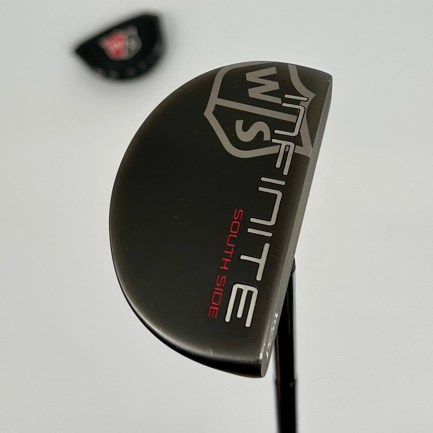 Wilson Staff Infinite South Side / 34"