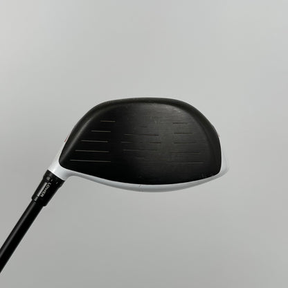 TaylorMade M1 430 Driver 9,5° / Regular / UST Mamiya Helium 5F3
