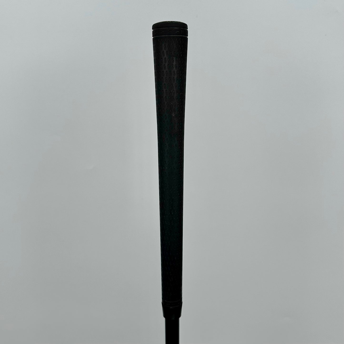 Cleveland CBX4 Zipcore 50° / Wedge-flex / UST Mamiya Recoil Dart 80 Wedge