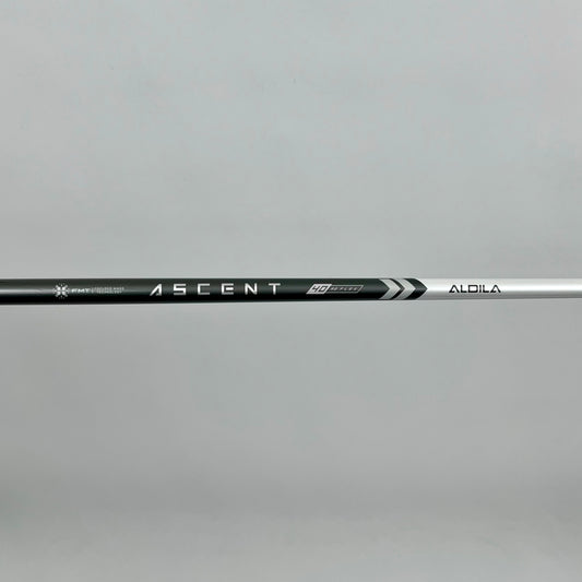 Aldila Ascent 40 R2 / Senior / Mizuno