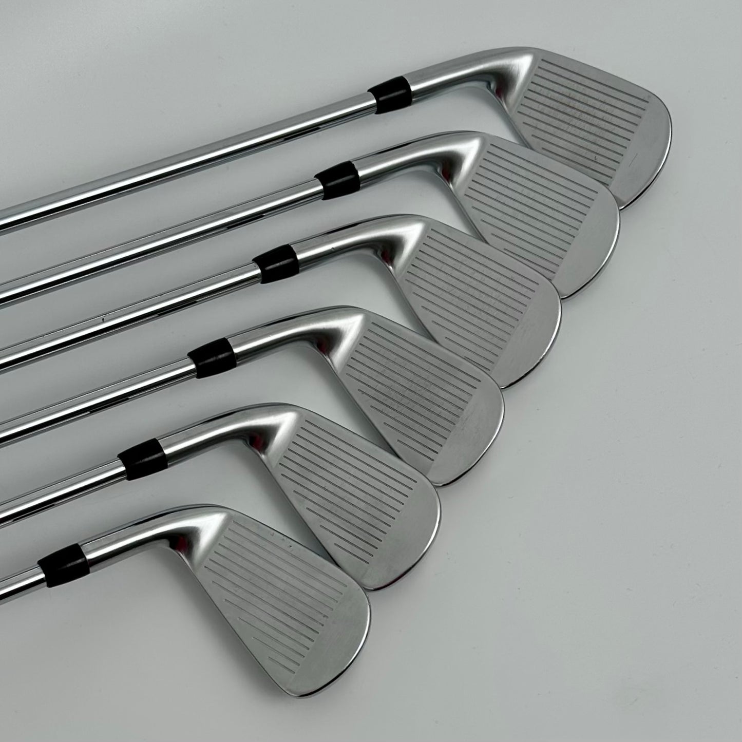 Titleist T200 5-P / Regular / TT AMT Black R300