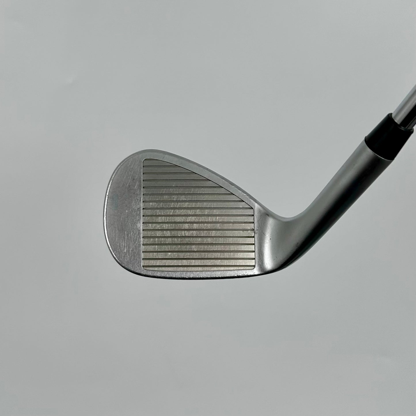 TaylorMade R-Series 47° / Wedge-flex / KBS Tour-V 125