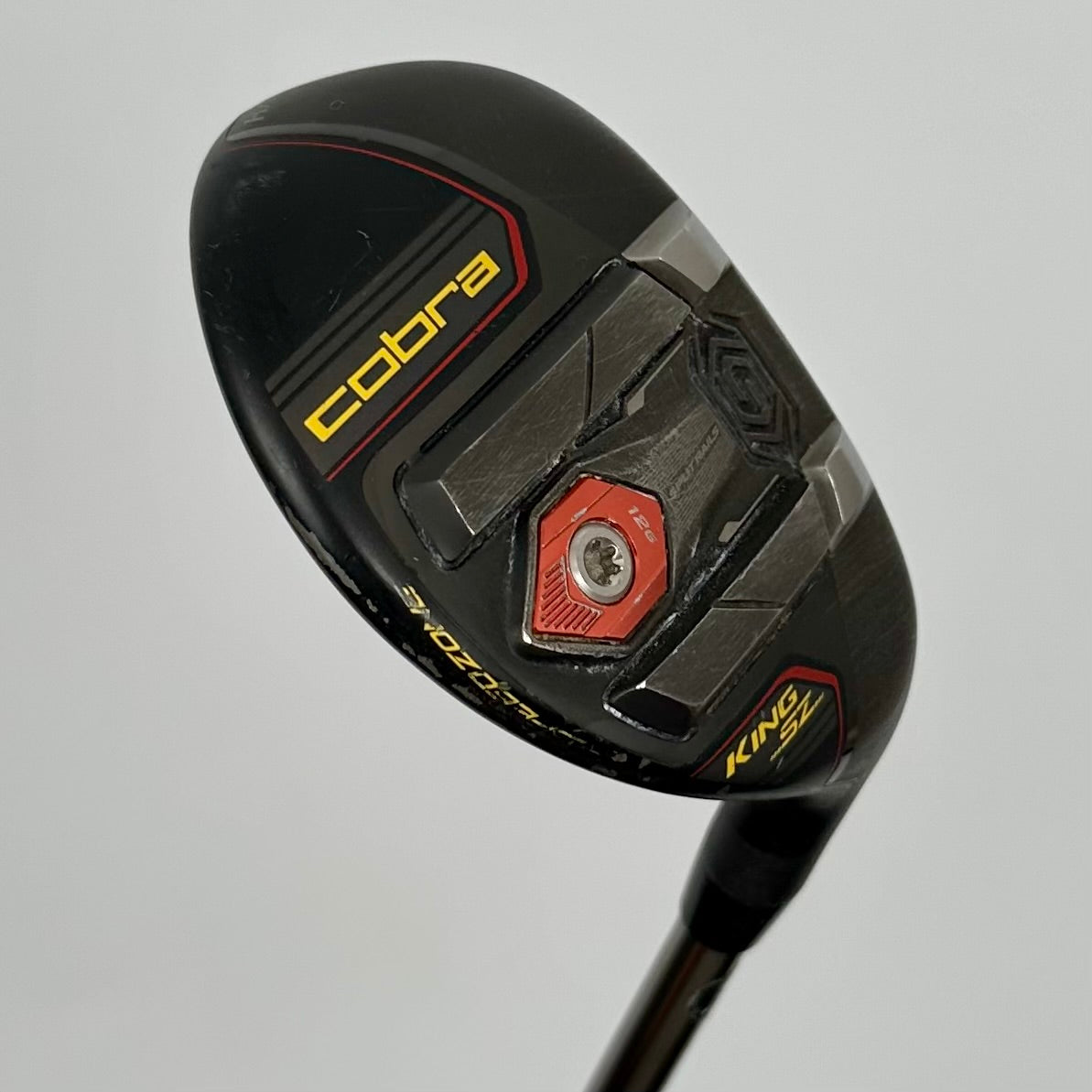 Cobra KING Speedzone Hybrid 2 17° / Stiff / UST Mamiya Recoil ESX 480 F4