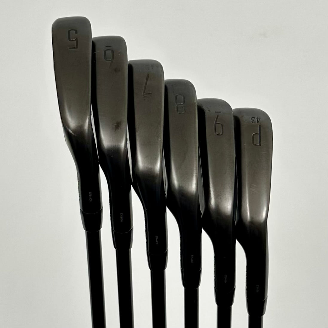 Titleist T200 3G Black LTD Edition 5-P / Regular / TT AMT Black R300