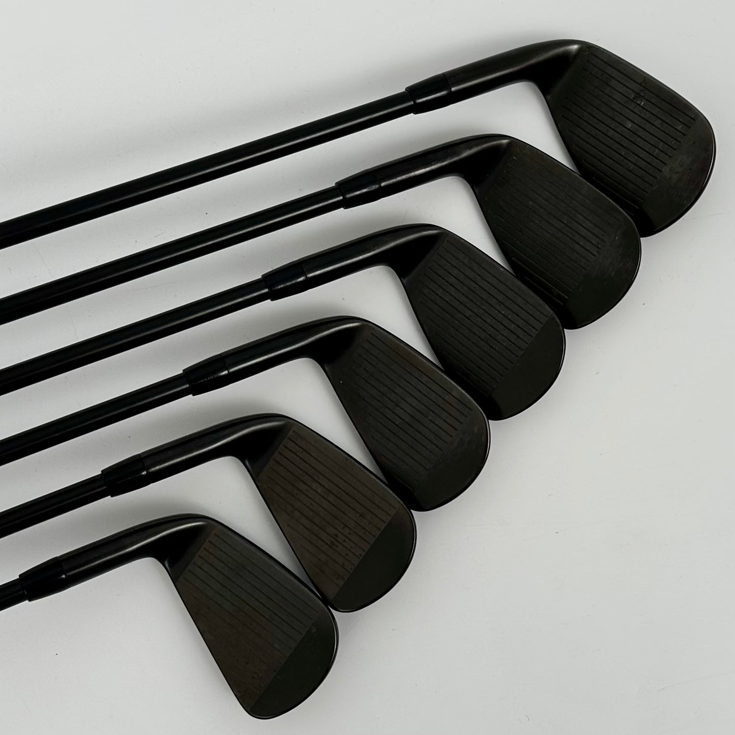 Titleist T200 3G Black LTD Edition 5-P / Regular / TT AMT Black R300