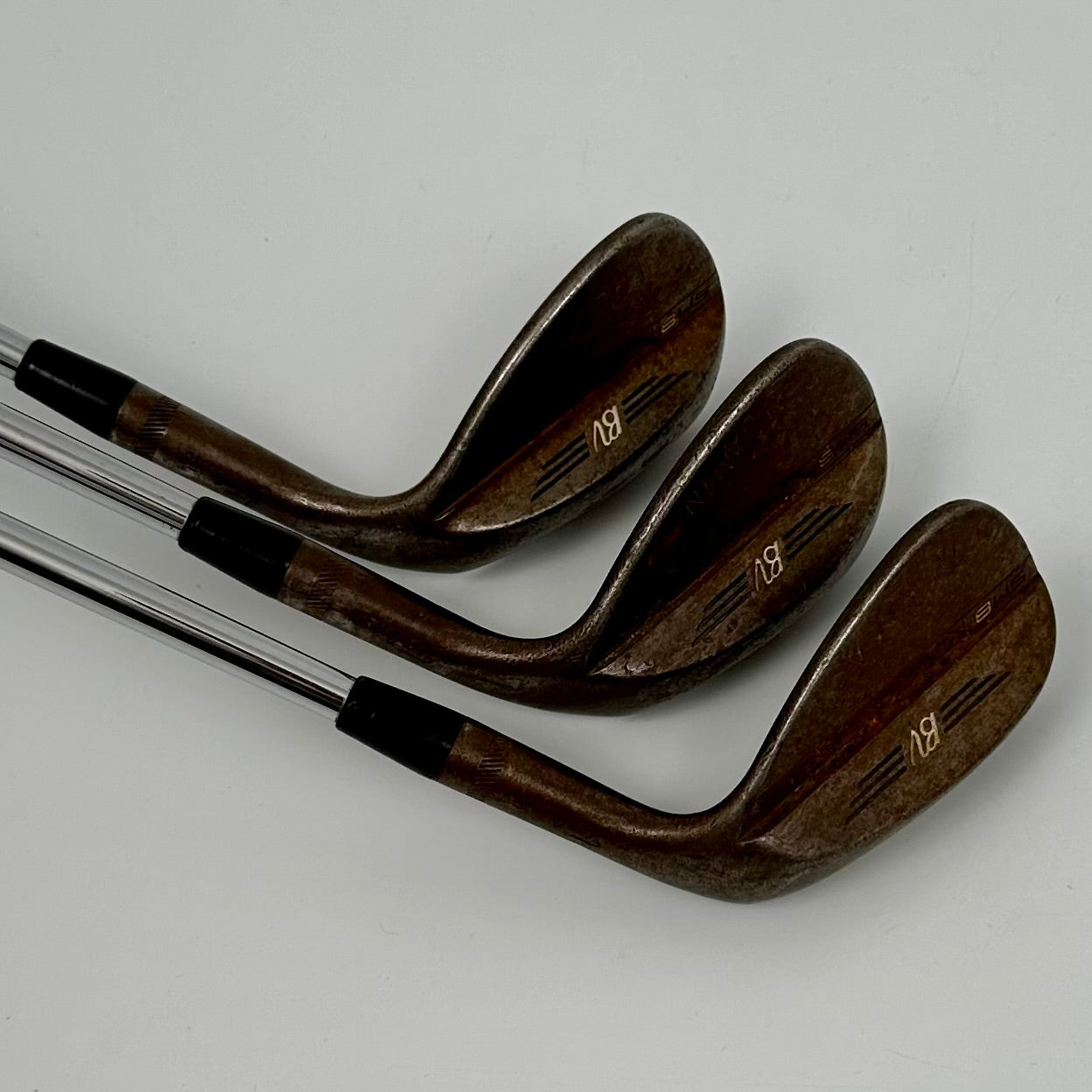 Titleist Vokey SM8 Rusty 50-54-58 / Stiff / TT AMT Tour White S300