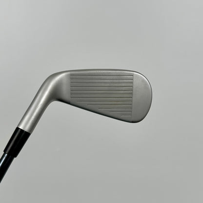 TaylorMade P-DHY 4 22° / Regular / UST Mamiya Recoil Dart F3 75