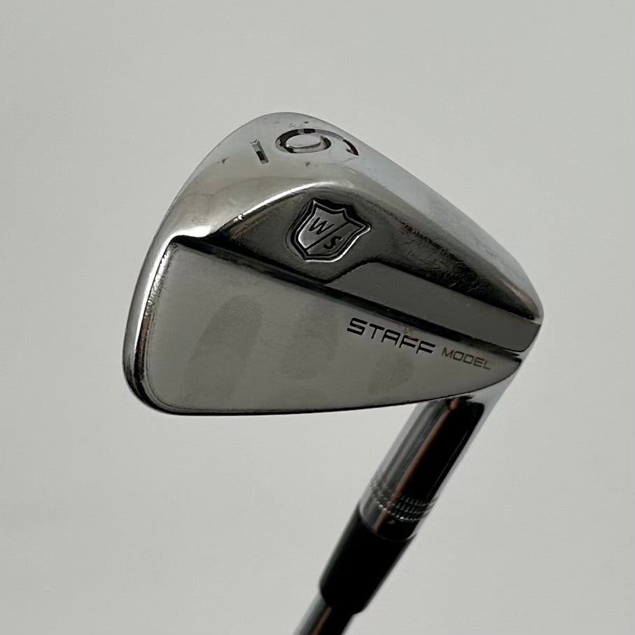 Wilson Staff Model MB 4-P / X-Stiff / TT Dynamic Gold X100