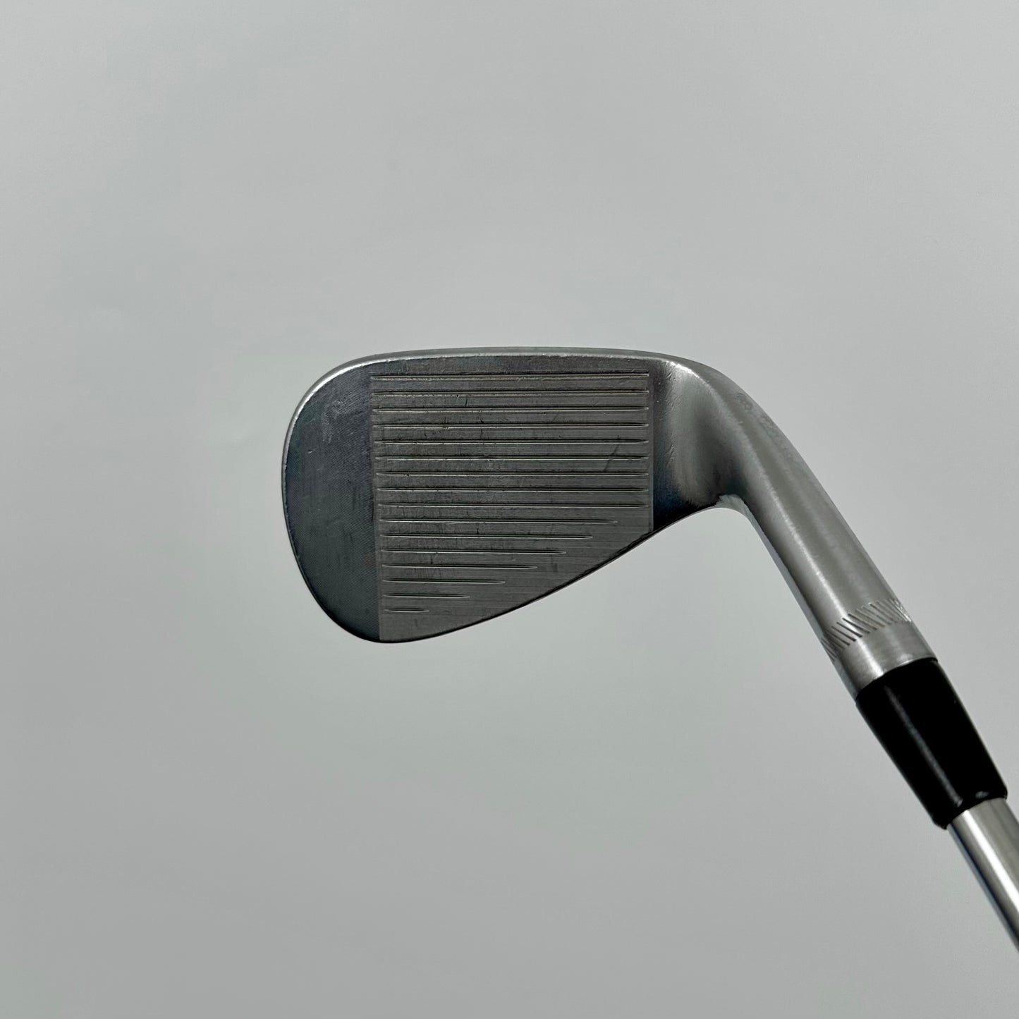 Titleist Vokey SM8 46° / Regular / TT Dynamic Gold Mid 115 R300