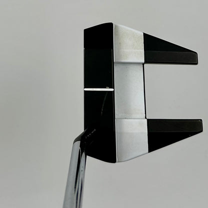 Odyssey White Hot Versa Seven / 35"