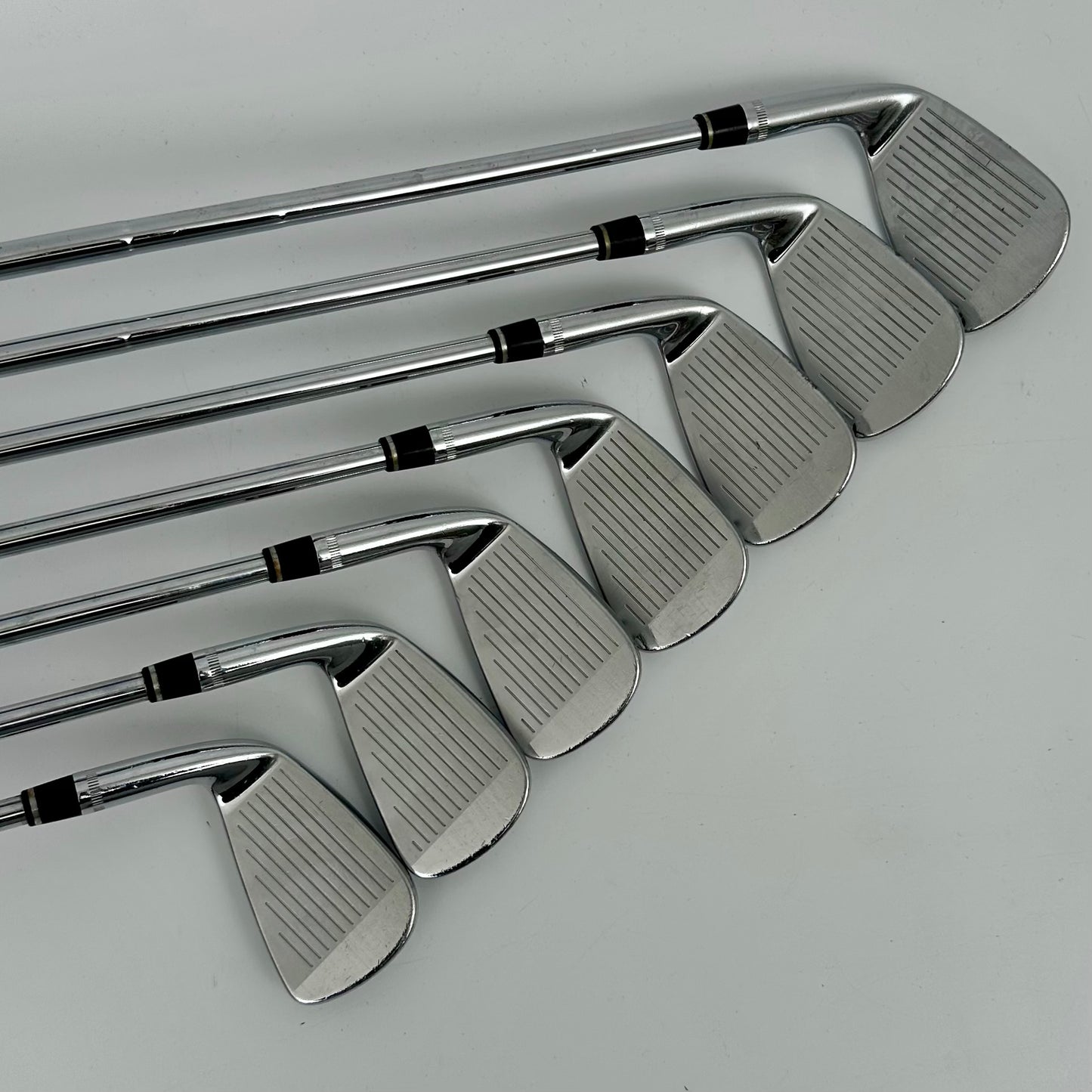 Wilson Staff FG Tour V4 4-P / Stiff / TT Dynamic Gold Pro S300