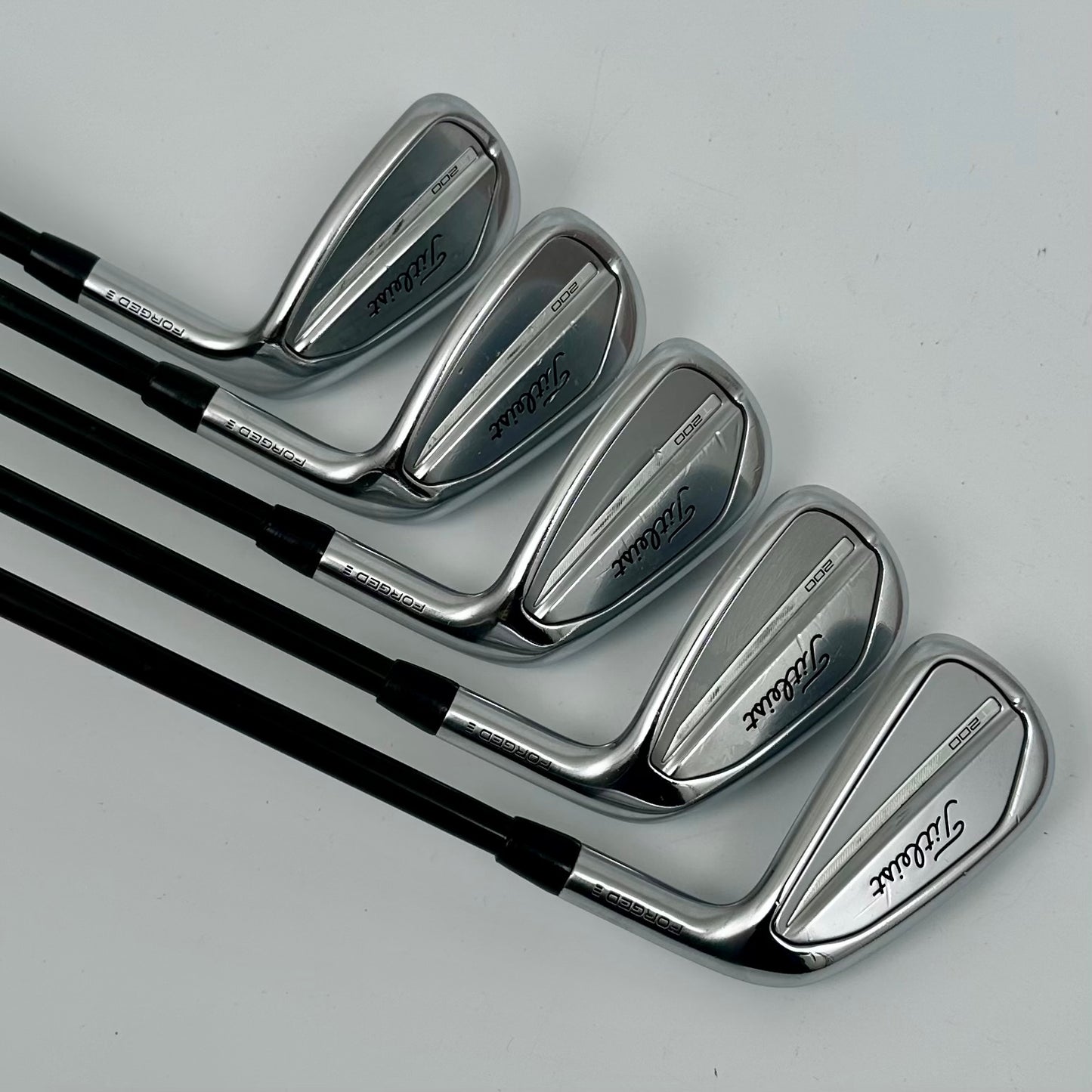 Titleist T200 3G 7-GW / Senior / Tensei AV Red AM(2) A